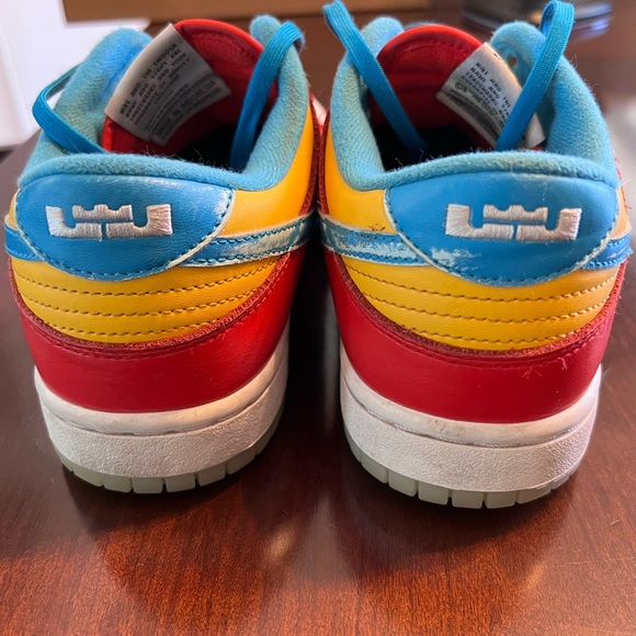 Nike Dunks Fruity Pebbles - Picture 3 of 10